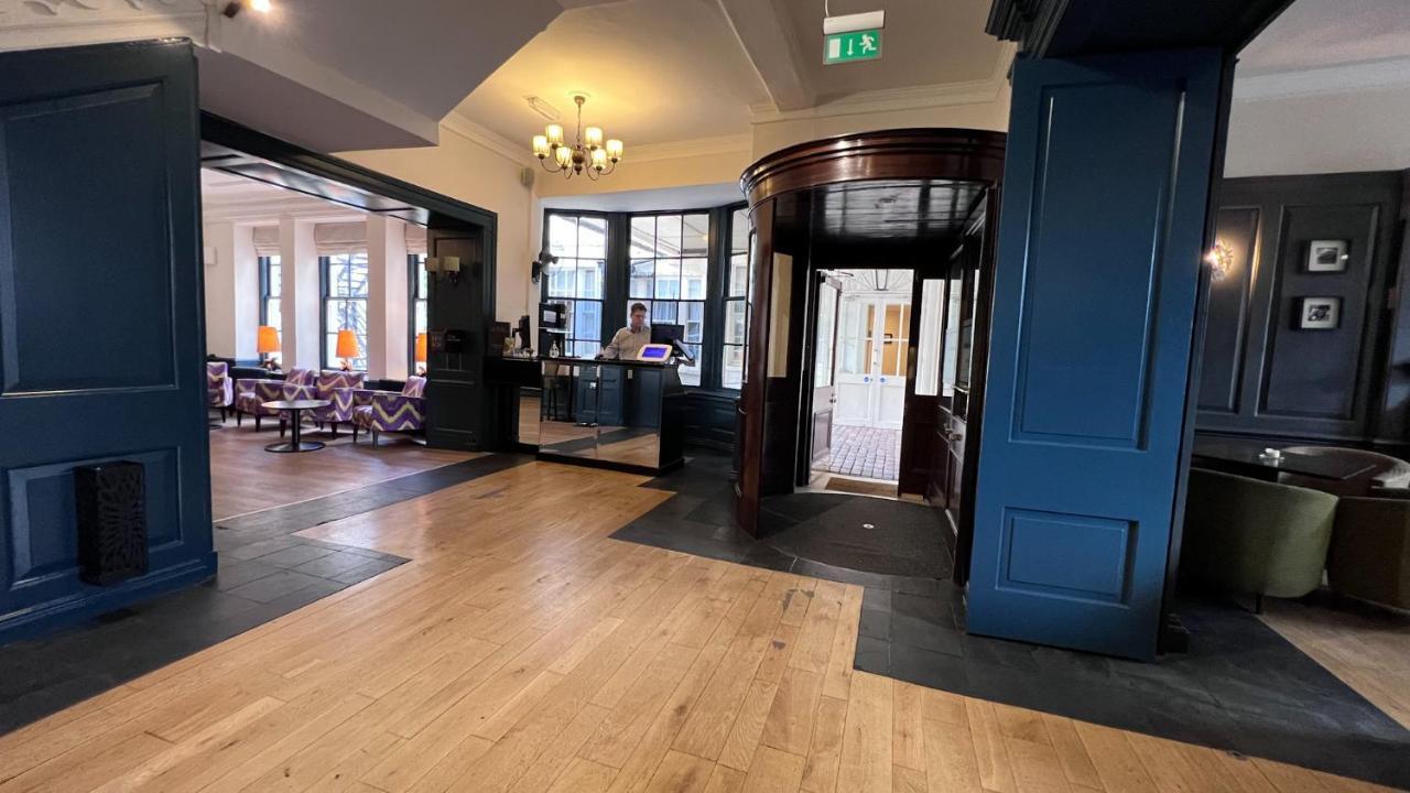 Mercure Southampton Centre Dolphin Hotel Екстериор снимка