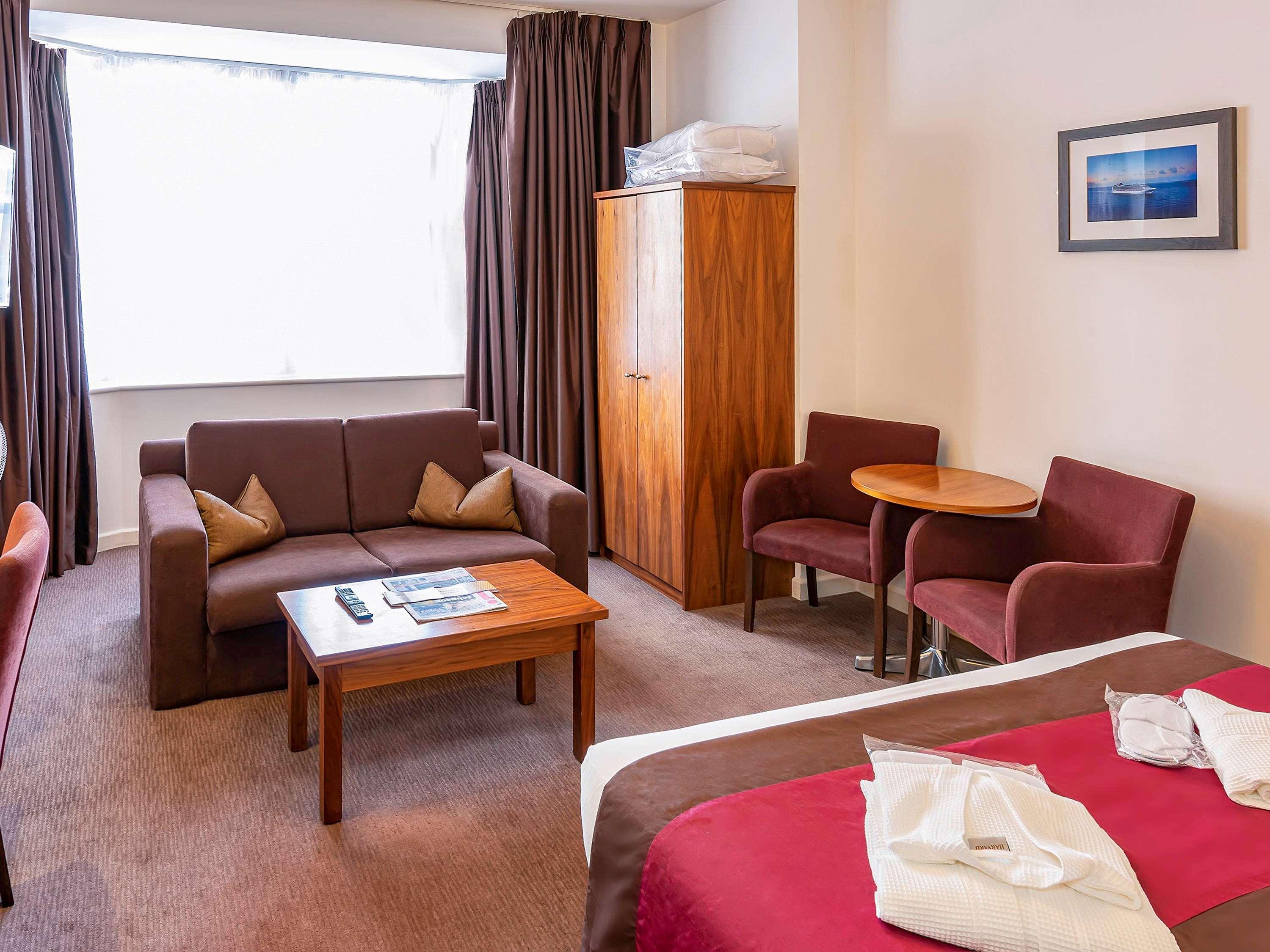 Mercure Southampton Centre Dolphin Hotel Екстериор снимка