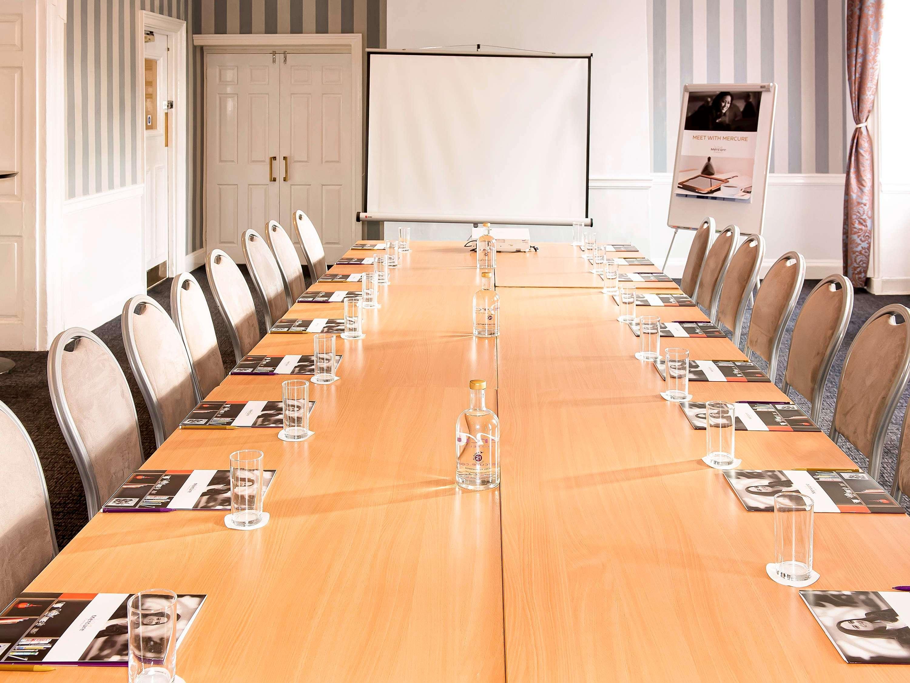Mercure Southampton Centre Dolphin Hotel Екстериор снимка